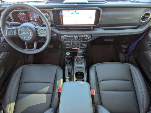 New 2026 Jeep Gladiator Sport image 16