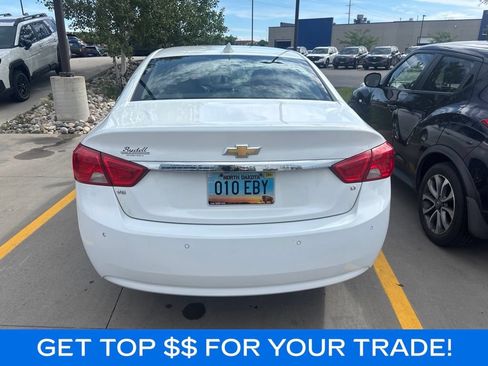 Used 2015 Chevrolet Impala LT w/ Convenience Package FWD image 3