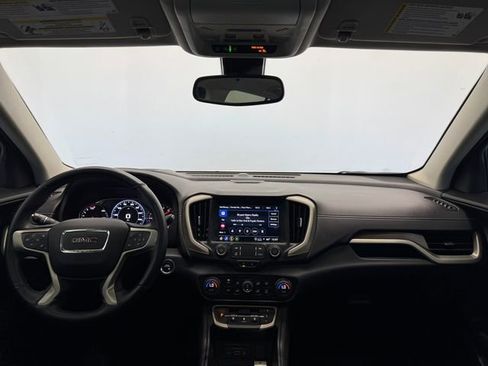 Used 2023 GMC Terrain Denali w/ Denali Premium Package image 6