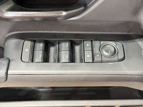 New 2026 Toyota Tacoma SR5 AWD/4WD image 15