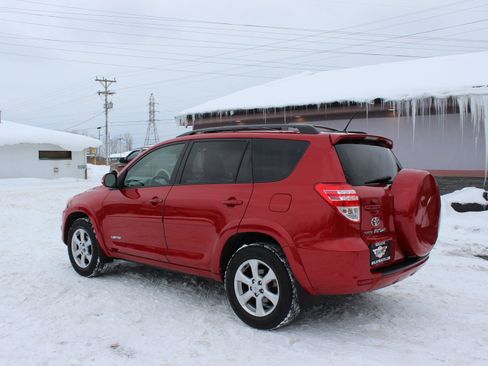 Used 2010 Toyota RAV4 Limited image 10