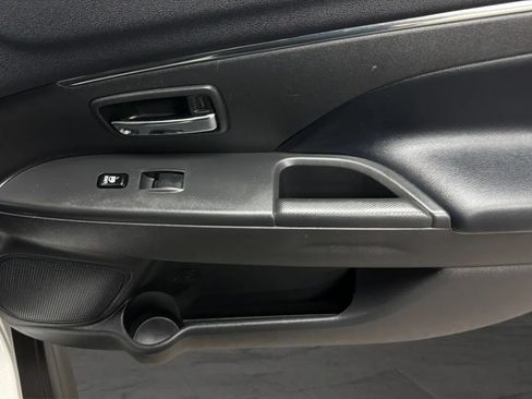 Used 2017 Mitsubishi Outlander Sport SEL FWD image 18
