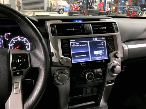 Used 2024 Toyota 4Runner SR5 image 7