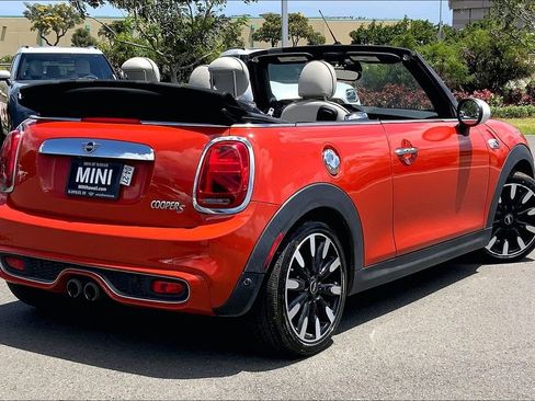 Used 2019 MINI Cooper S FWD image 8