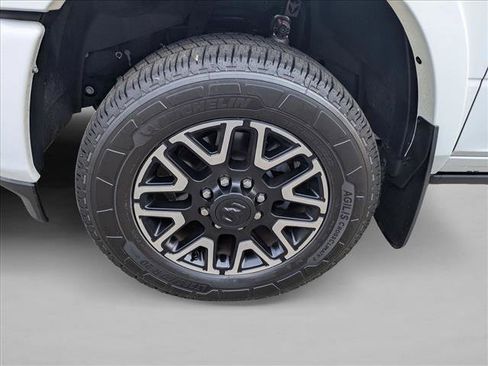 Used 2026 RAM 2500 Limited AWD/4WD image 24