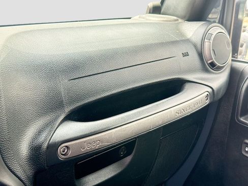 Used 2017 Jeep Wrangler Unlimited Sport AWD/4WD image 22