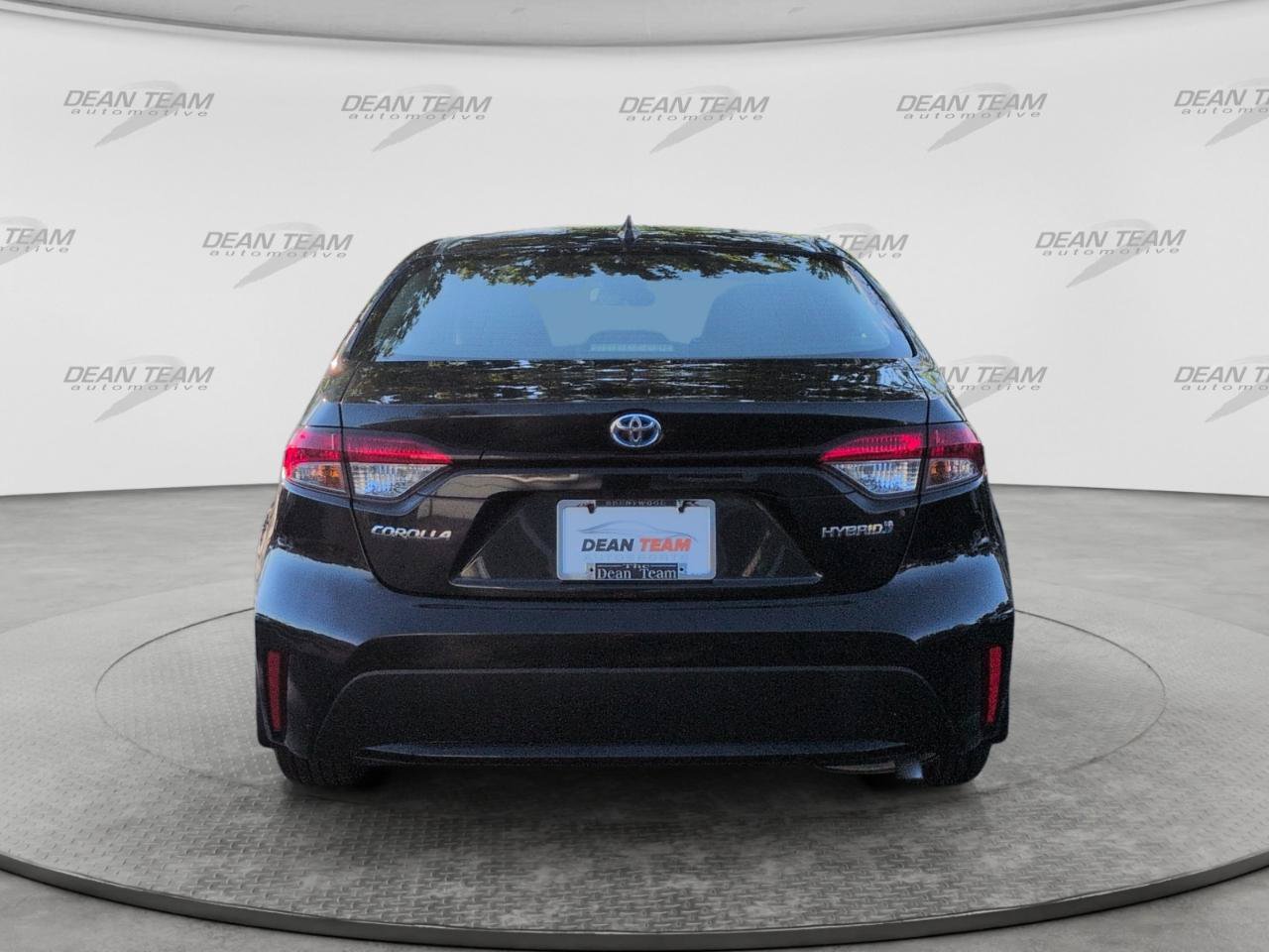 Used 2020 Toyota Corolla LE FWD image 6