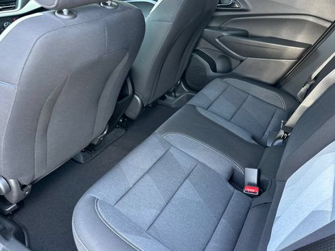 New 2026 Chevrolet Trax LS w/ LS Convenience Package FWD image 12