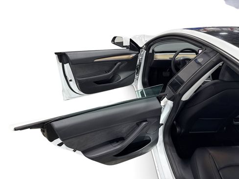 Certified 2023 Tesla Model 3 Standard Range RWD image 10
