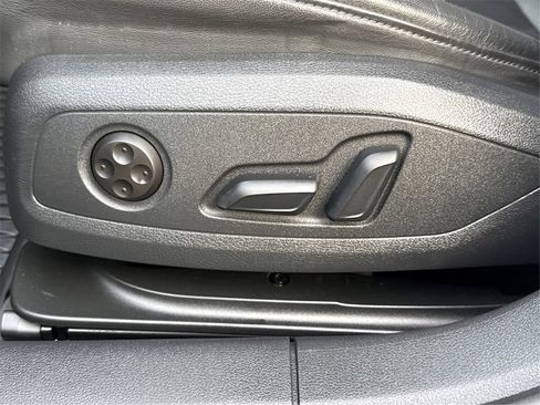 Used 2020 Audi A4 2.0T Premium w/ Convenience Package image 25