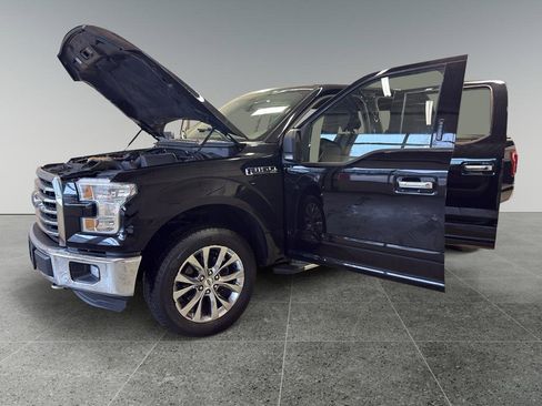 Used 2016 Ford F150 XLT w/ Equipment Group 302A Luxury AWD/4WD image 9