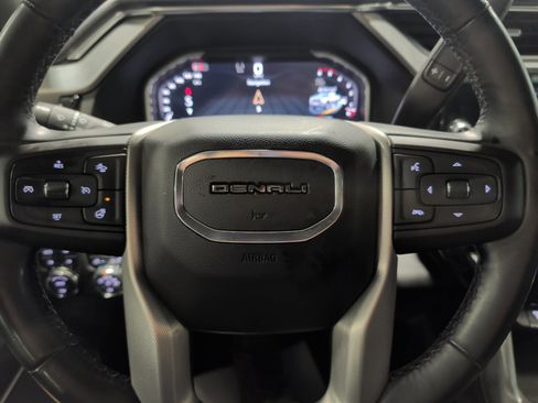 Used 2024 GMC Sierra 2500 Denali w/ Denali Reserve Package image 10