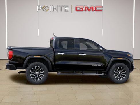 New 2026 GMC Canyon Denali image 9