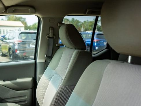 Used 2019 Nissan Frontier SV w/ Value Truck Package image 33