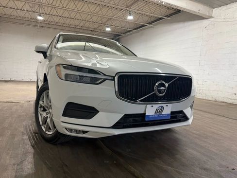 Used 2021 Volvo XC60 T5 Momentum AWD/4WD image 7
