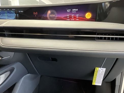 New 2024 Lincoln Nautilus Reserve w/ Jet Appearance Package (87T) image 10