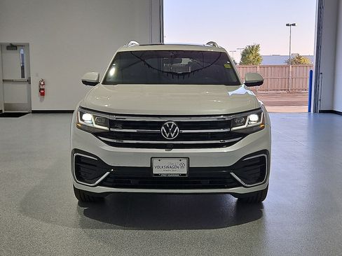 Used 2023 Volkswagen Atlas SEL Premium AWD/4WD image 4