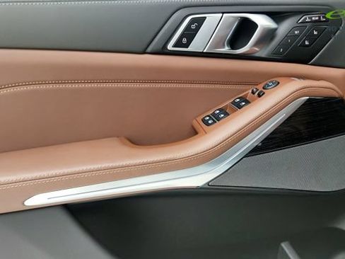 Used 2026 BMW X7 M60i AWD/4WD image 55