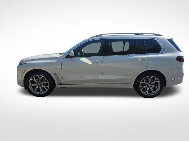 Used 2023 BMW X7 xDrive40i w/ Executive Package AWD/4WD image 2