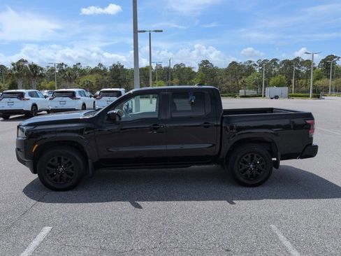 Certified 2022 Nissan Frontier SV image 7