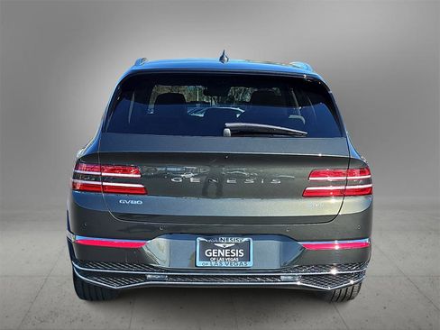 Certified 2025 Genesis GV80 2.5T Select image 7