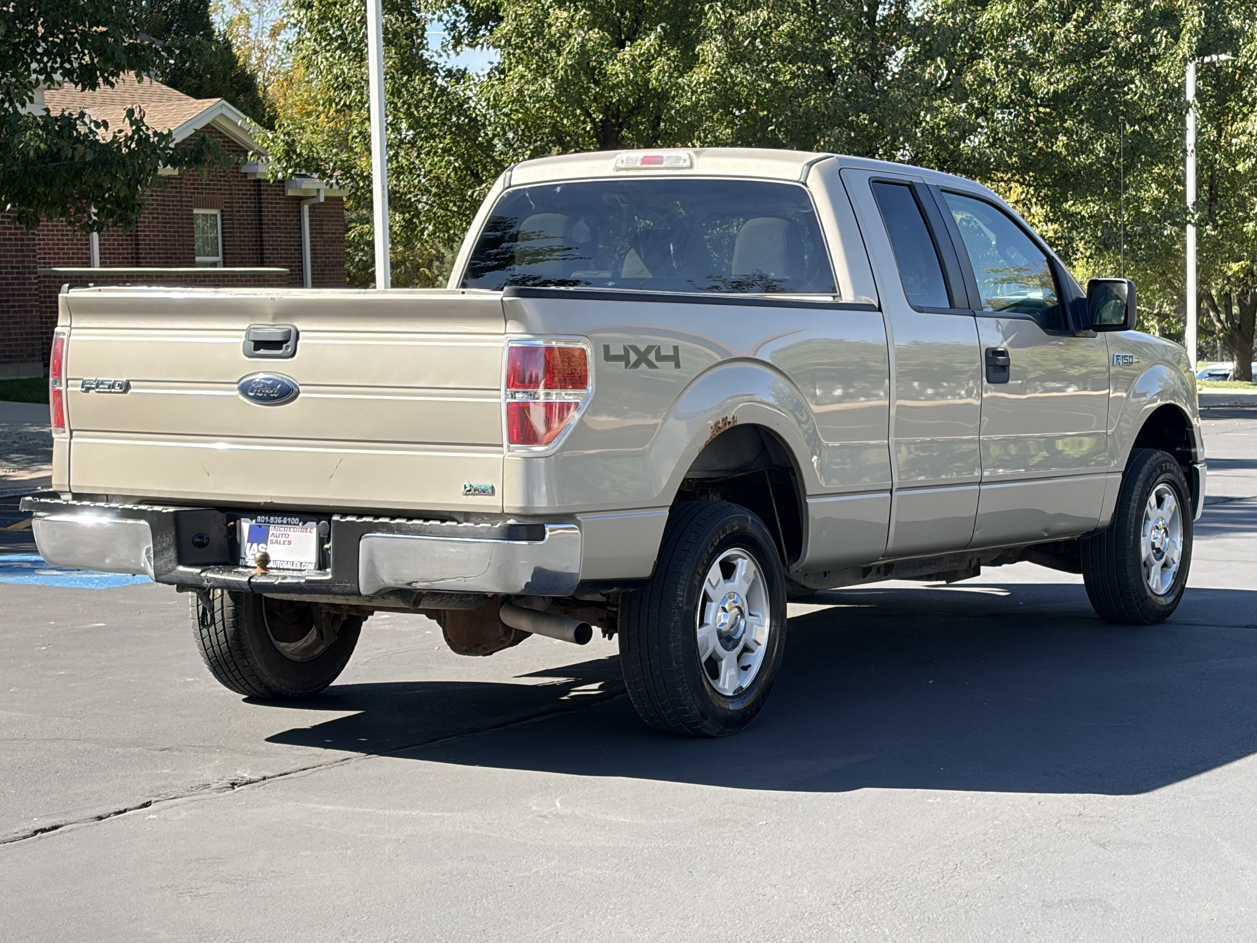 Used 2010 Ford F150 XLT AWD/4WD image 6