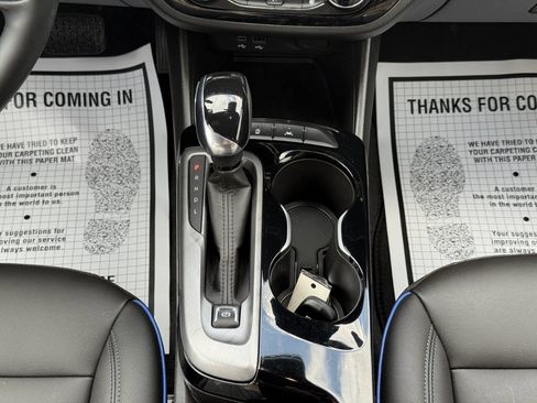 Used 2024 Buick Envista Sport Touring w/ Convenience I Package image 18