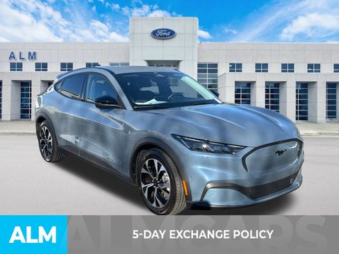 Used 2024 Ford Mustang Mach-E Select image 4