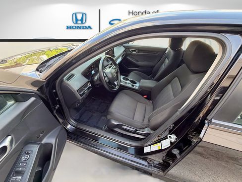 Used 2023 Honda Civic EX image 18