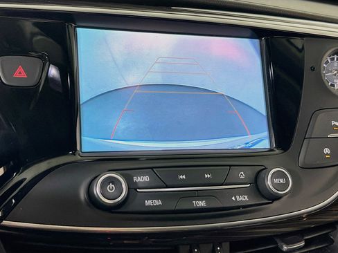 Used 2019 Buick Envision Essence AWD/4WD image 14