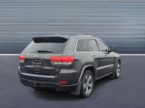 Used 2015 Jeep Grand Cherokee Overland image 3