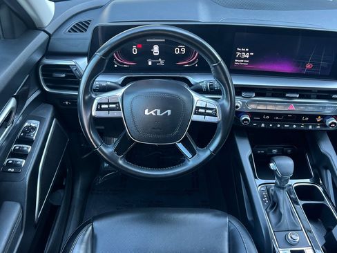 Used 2023 Kia Telluride LX image 14