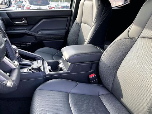 Used 2024 Toyota Tacoma Limited image 8