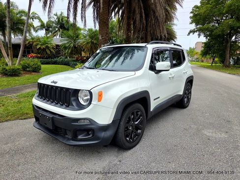 Used 2018 Jeep Renegade Altitude w/ Popular Equipment Group image 60