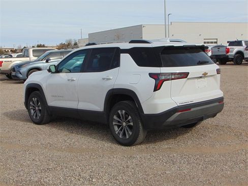 Used 2025 Chevrolet Equinox LT w/ Convenience Package II image 6