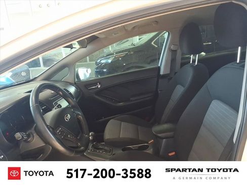 Used 2016 Kia Forte EX image 11