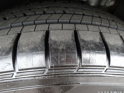 Used 2016 Cadillac XTS Luxury image 35