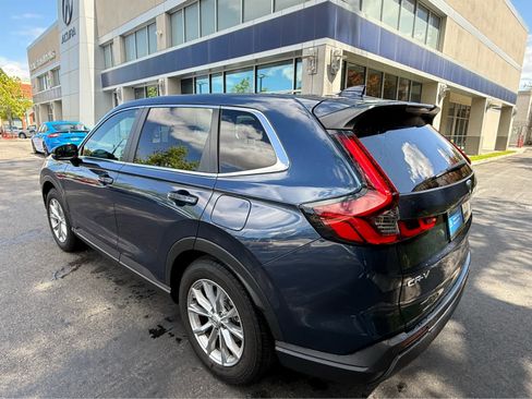 Used 2024 Honda CR-V EX-L image 5