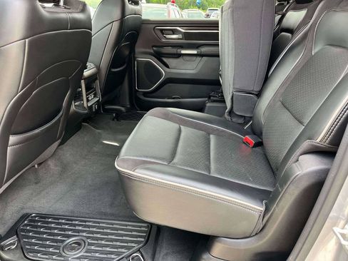 Used 2021 RAM 1500 Laramie AWD/4WD image 6