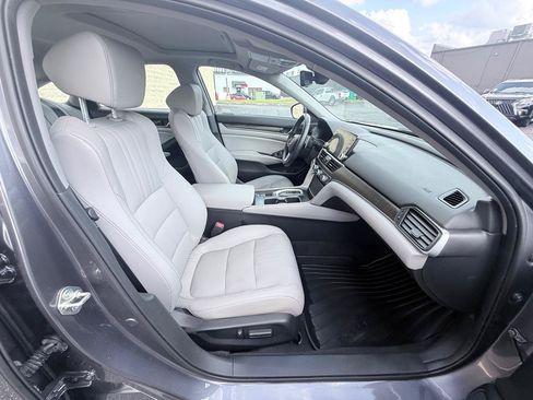 Used 2018 Honda Accord EX-L image 10