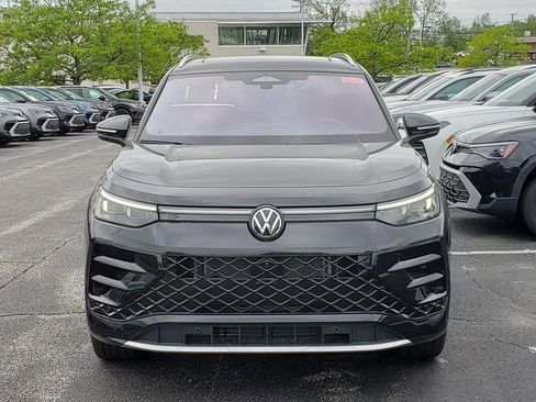 New 2026 Volkswagen Tiguan SEL R-Line AWD/4WD image 5