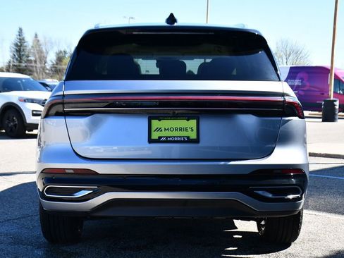 Used 2024 Lincoln Nautilus Black Label AWD/4WD image 5