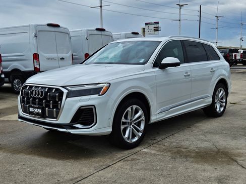 Used 2025 Audi Q7 3.0T Premium Plus AWD/4WD image 10