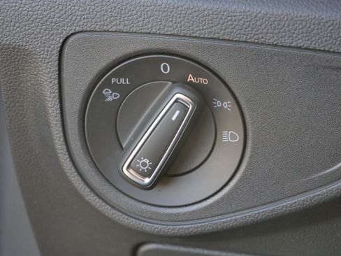 Certified 2023 Volkswagen Atlas Cross Sport SEL Premium R-Line image 21