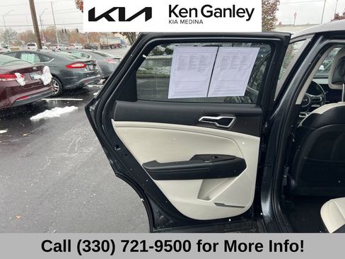 Used 2025 Kia Sportage EX image 48