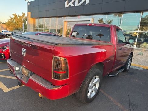 Used 2014 RAM 1500 Express RWD image 8