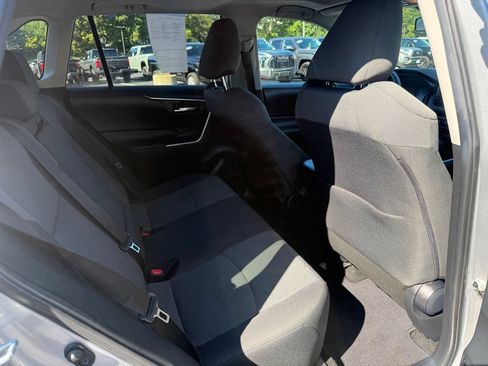 Used 2020 Toyota RAV4 XLE w/ Convenience Package AWD/4WD image 20