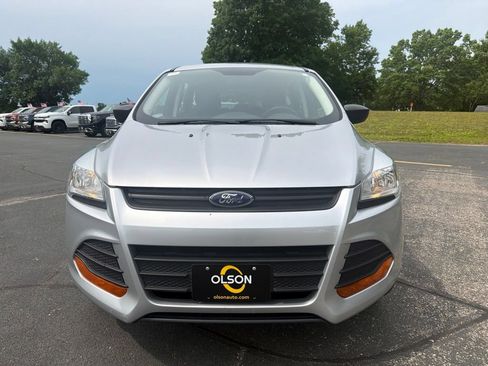 Used 2016 Ford Escape S FWD image 2
