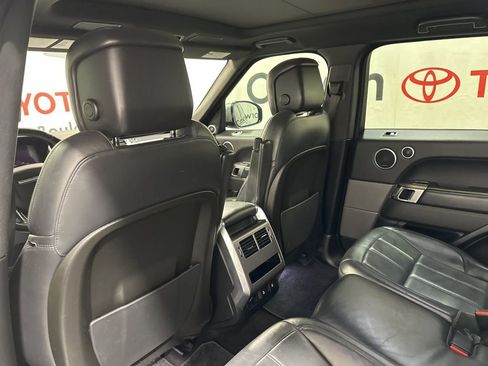 Used 2020 Land Rover Range Rover Sport HSE image 21