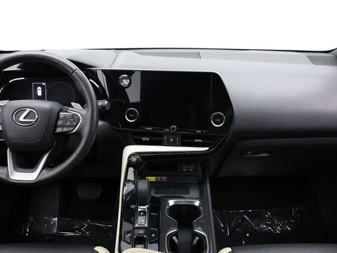 Used 2022 Lexus NX 250 FWD image 41